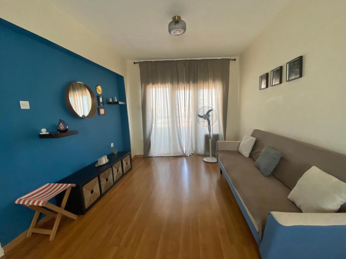 Lovely , Cozy , Modern Seaside Apartment Larnaca Luaran gambar